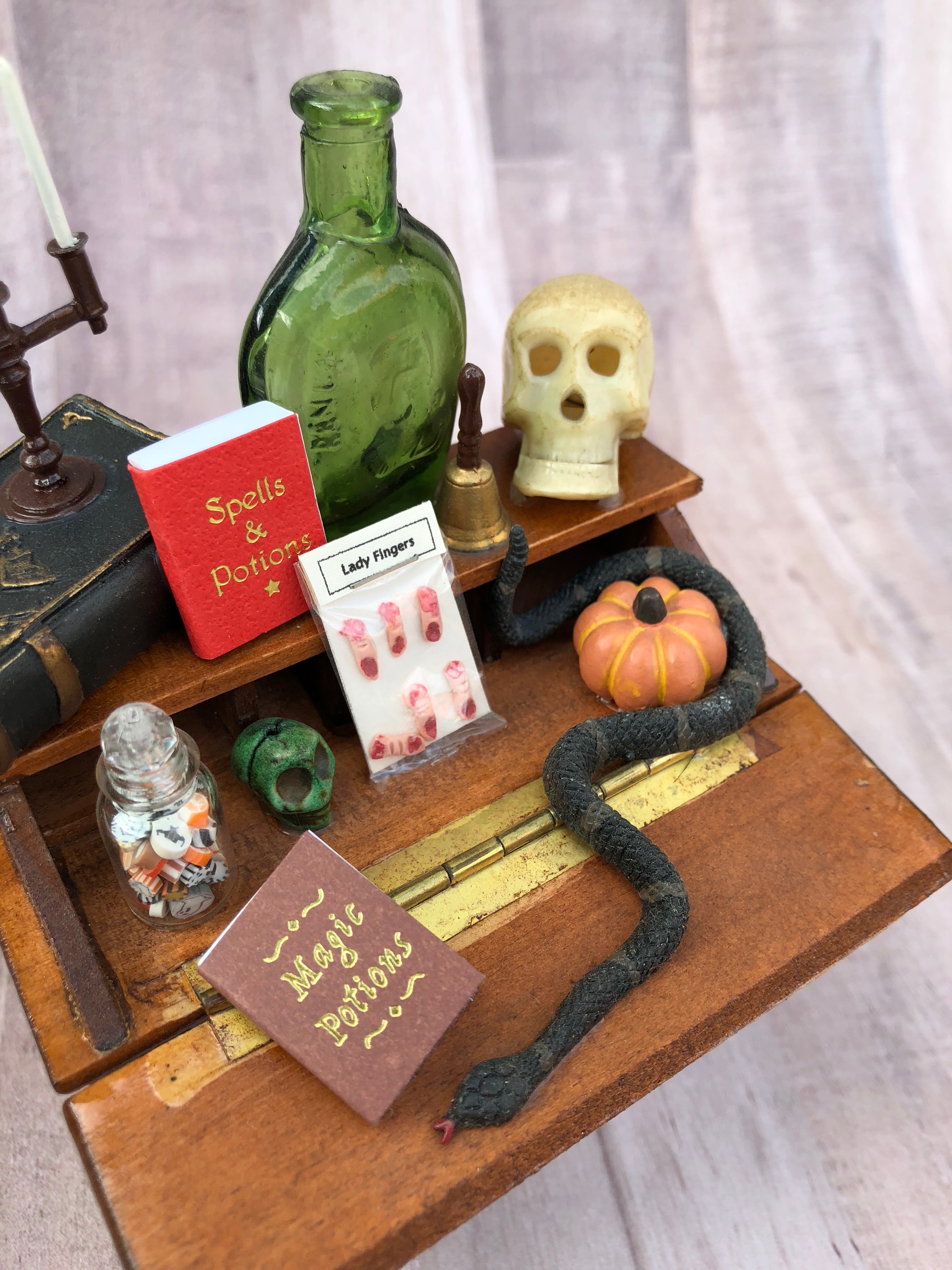 My Haunted Dollhouse Tour for Halloween - CATHIE FILIAN's Handmade Happy  Hour