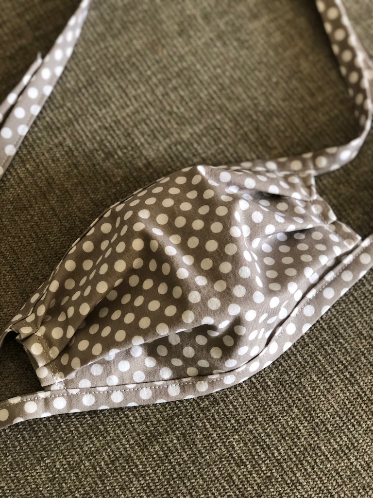 How to sew a Face Mask with Ties and a Filter Pocket - Handmade Happy Hour