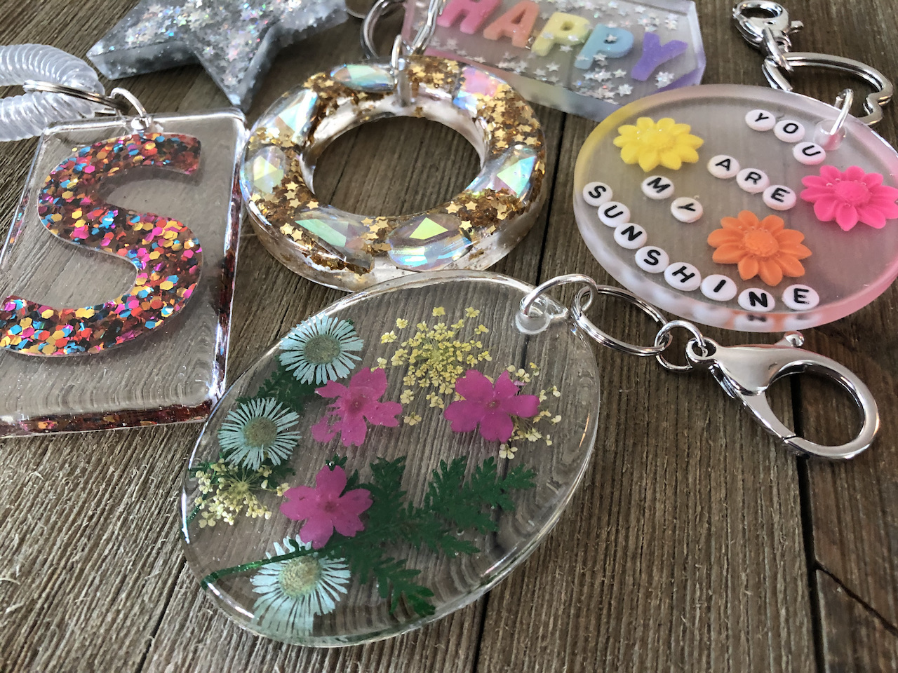 DIY Keychains: 35+ Ideas to Gift or Sell - Mod Podge Rocks