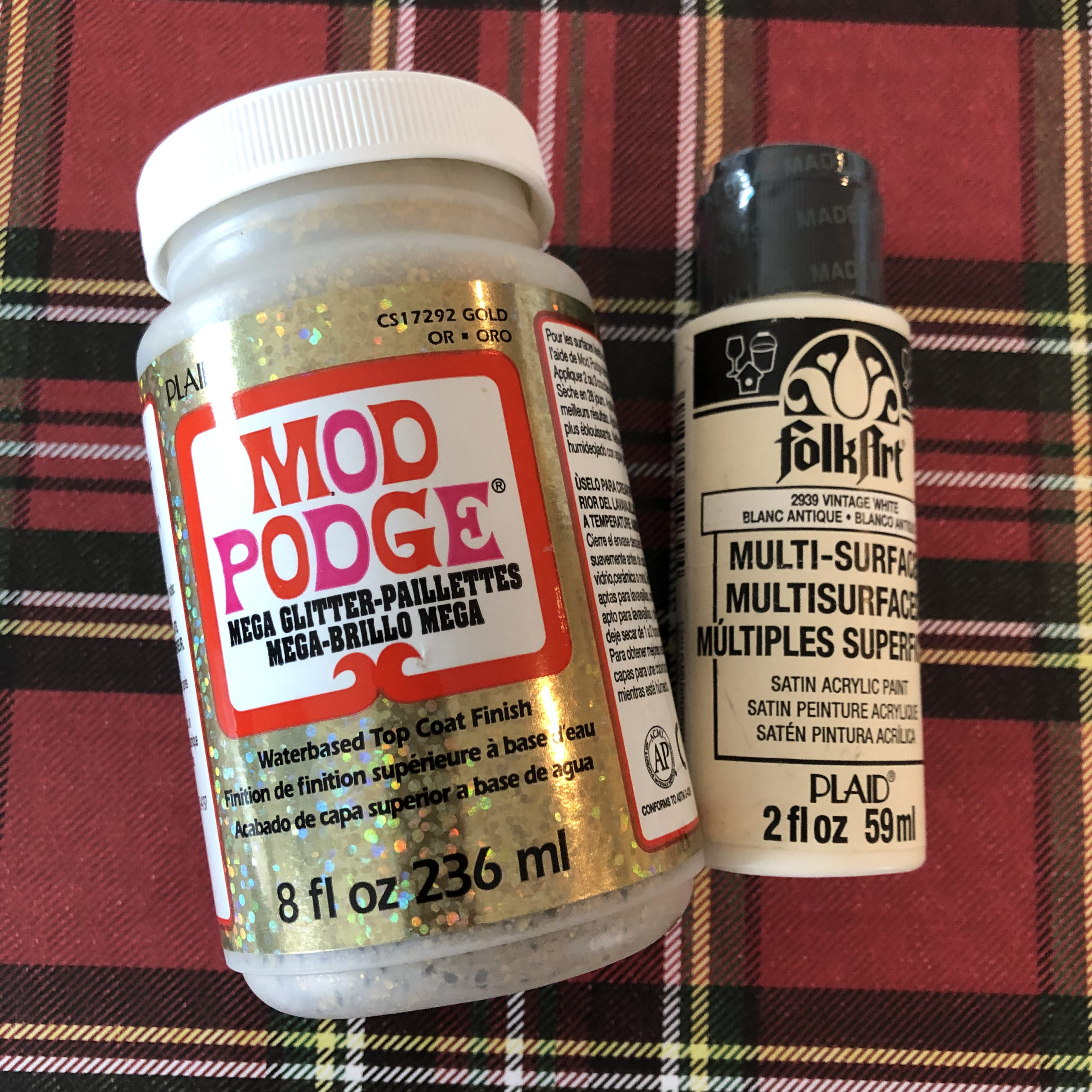 How to Make Mod Podge Extreme Glitter Skins 