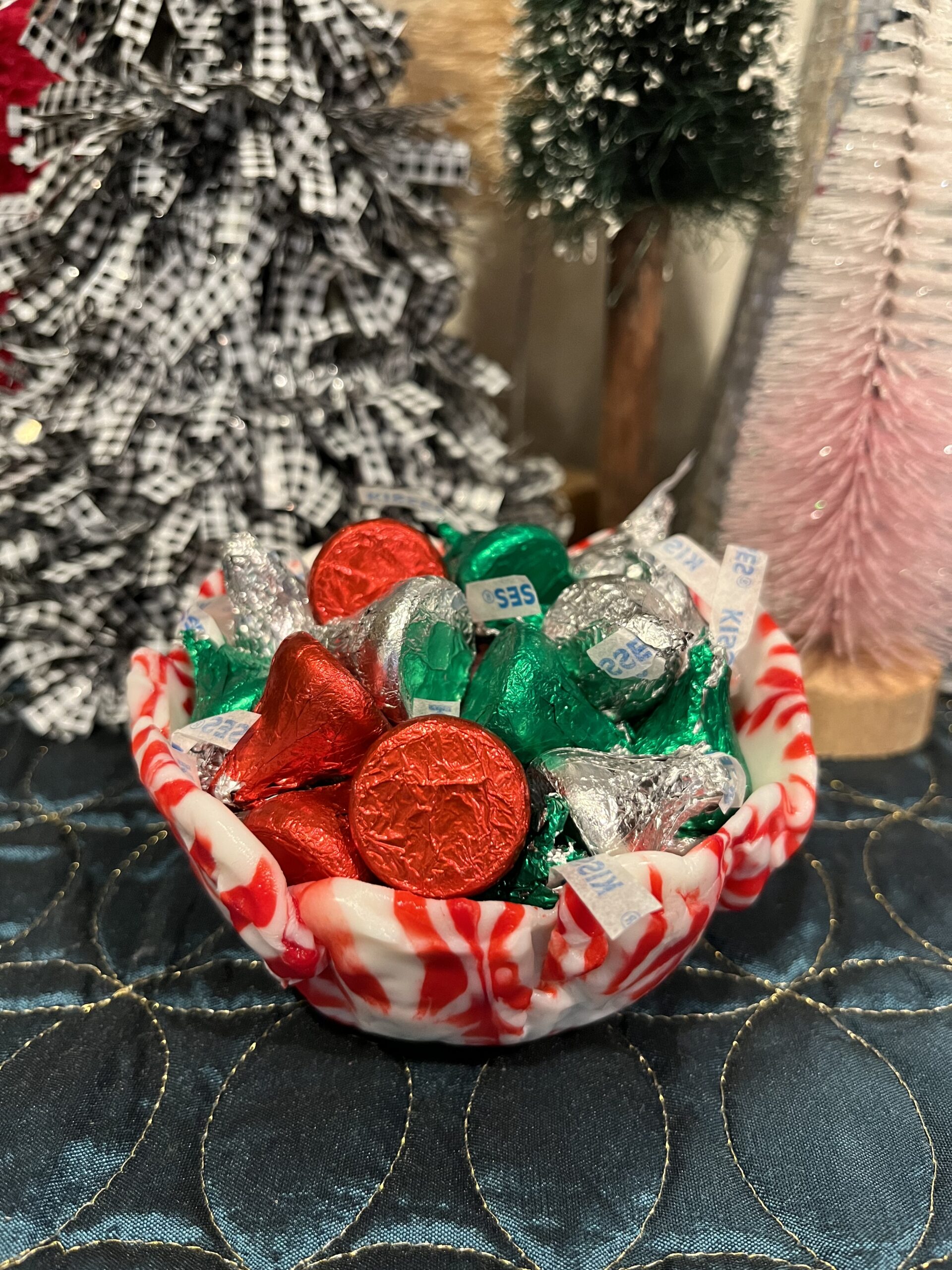 Easy DIY Christmas Gifts Anyone Would Love! - DIY Candy